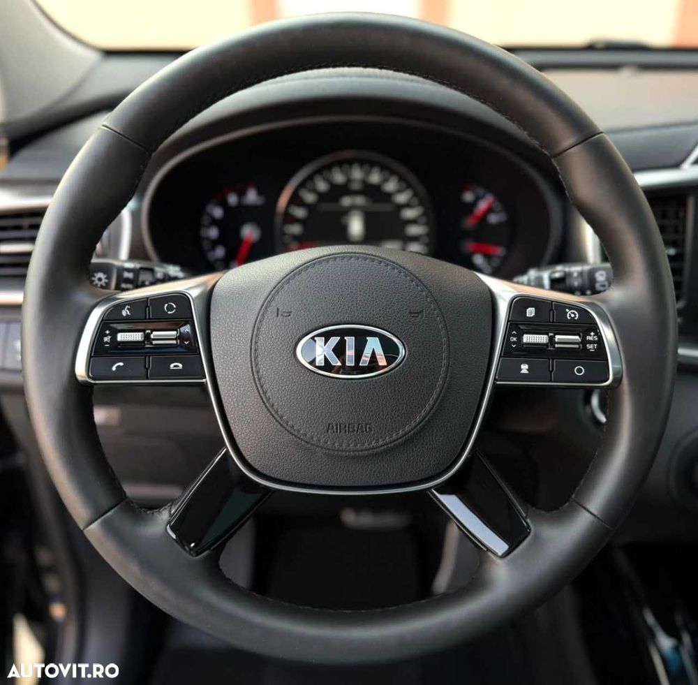 Kia Sorento - 26