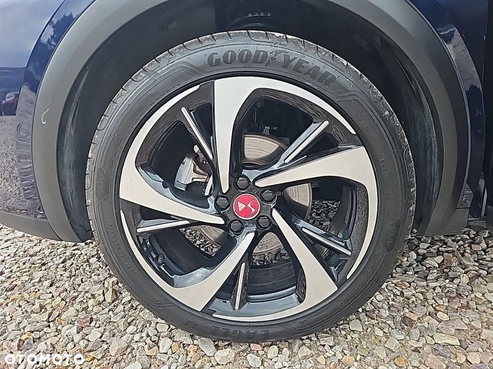 DS Automobiles DS 7 Crossback - 11