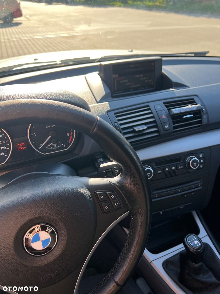 BMW Seria 1 118d - 15