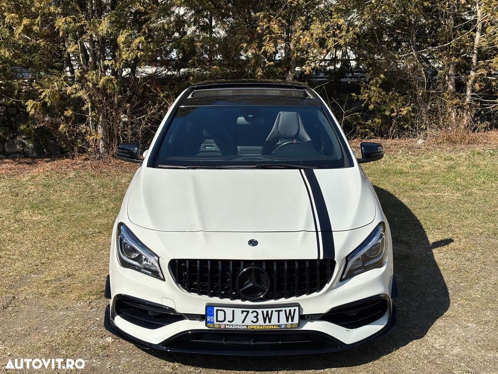 Mercedes-Benz CLA 45 AMG - 8