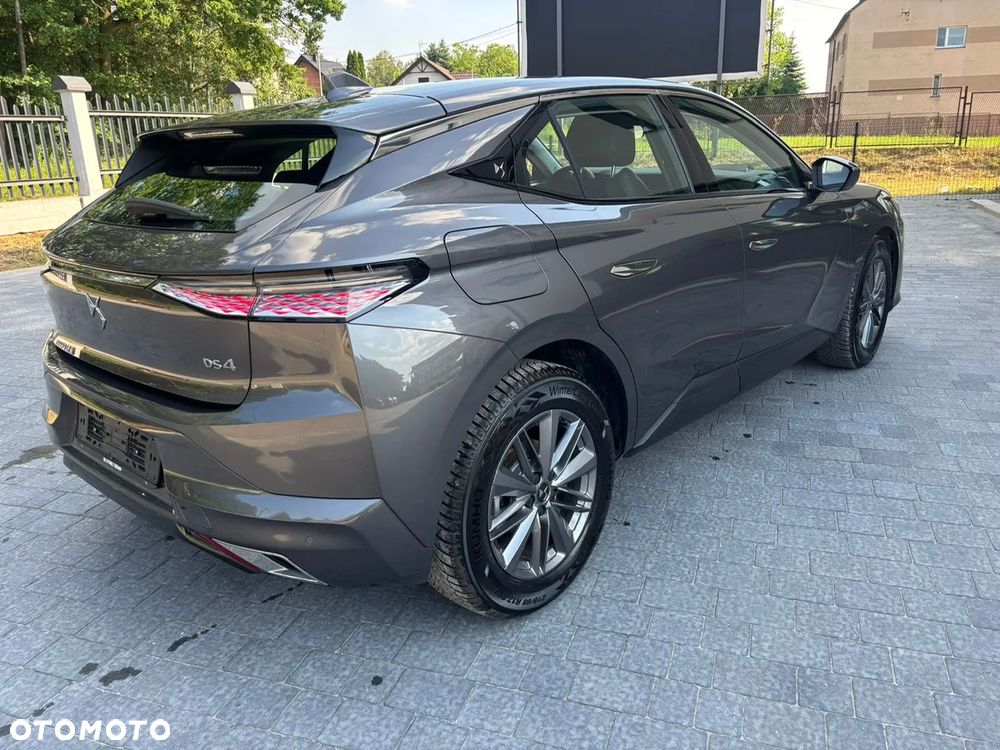 DS Automobiles DS 4 1.5 BlueHDi Bastille + - 3