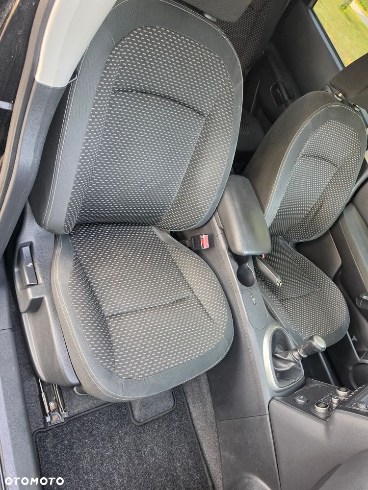 Nissan Qashqai - 11