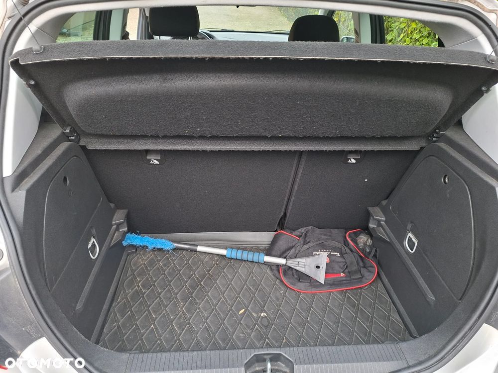 Opel Corsa - 18