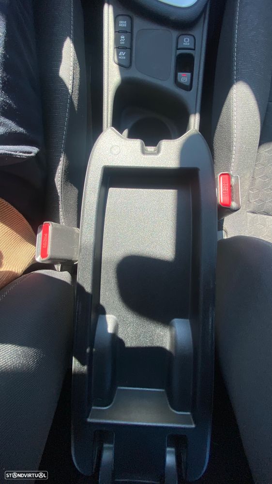 Toyota Yaris 1.5 HDF Comfort - 49