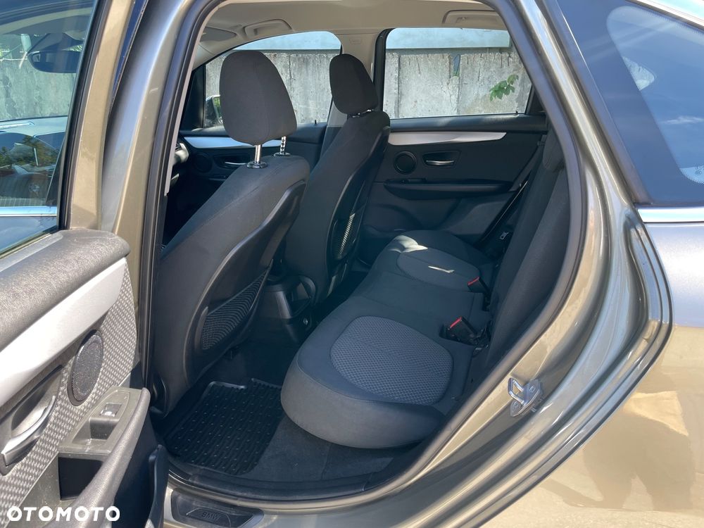 BMW Seria 2 218i - 20