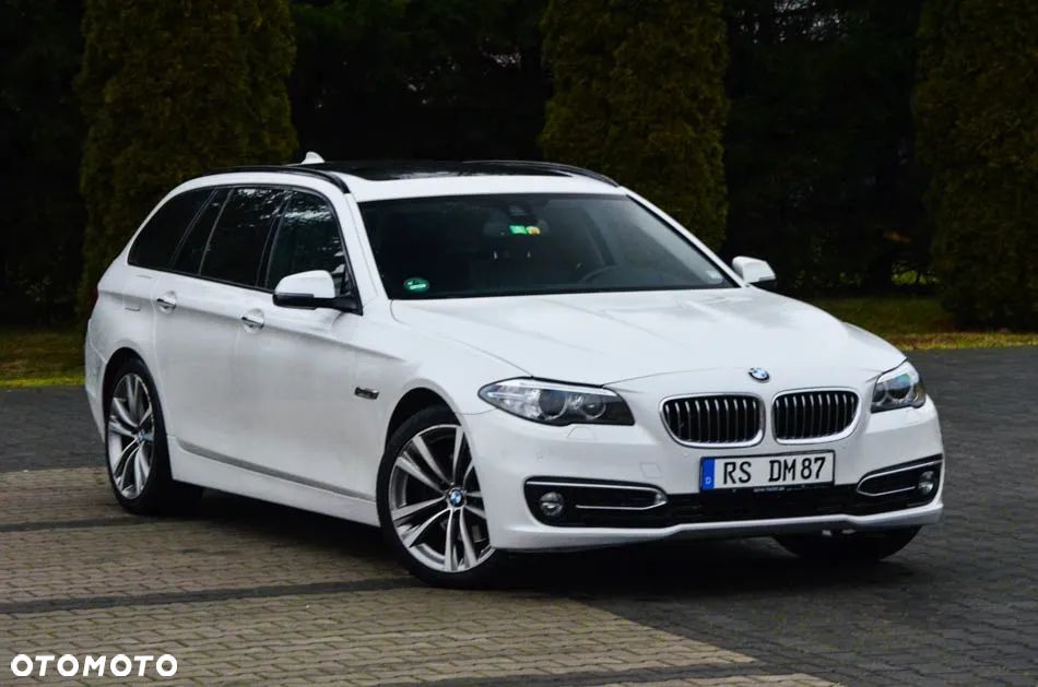BMW Seria 5 520d Touring Luxury Line - 3