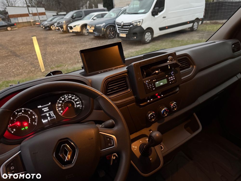 Renault Master - 11