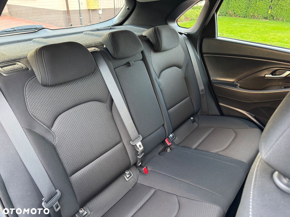 Hyundai i30 1.6 CRDI Style - 19