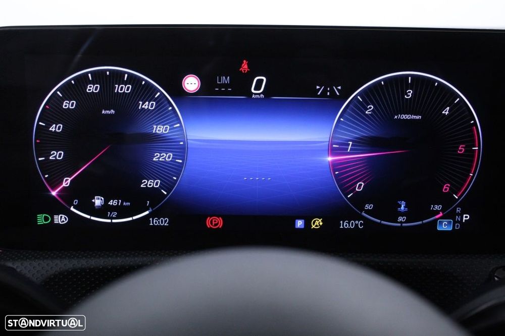 Mercedes-Benz CLA 180 d Shooting Brake AMG Line Aut. - 28