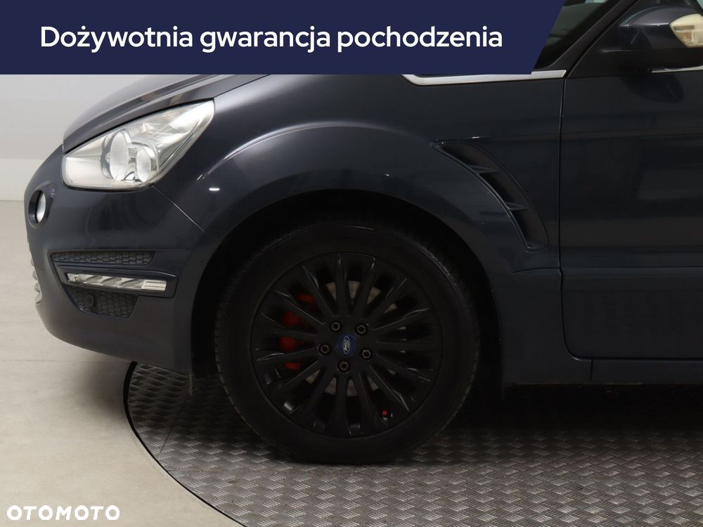 Ford S-Max - 17