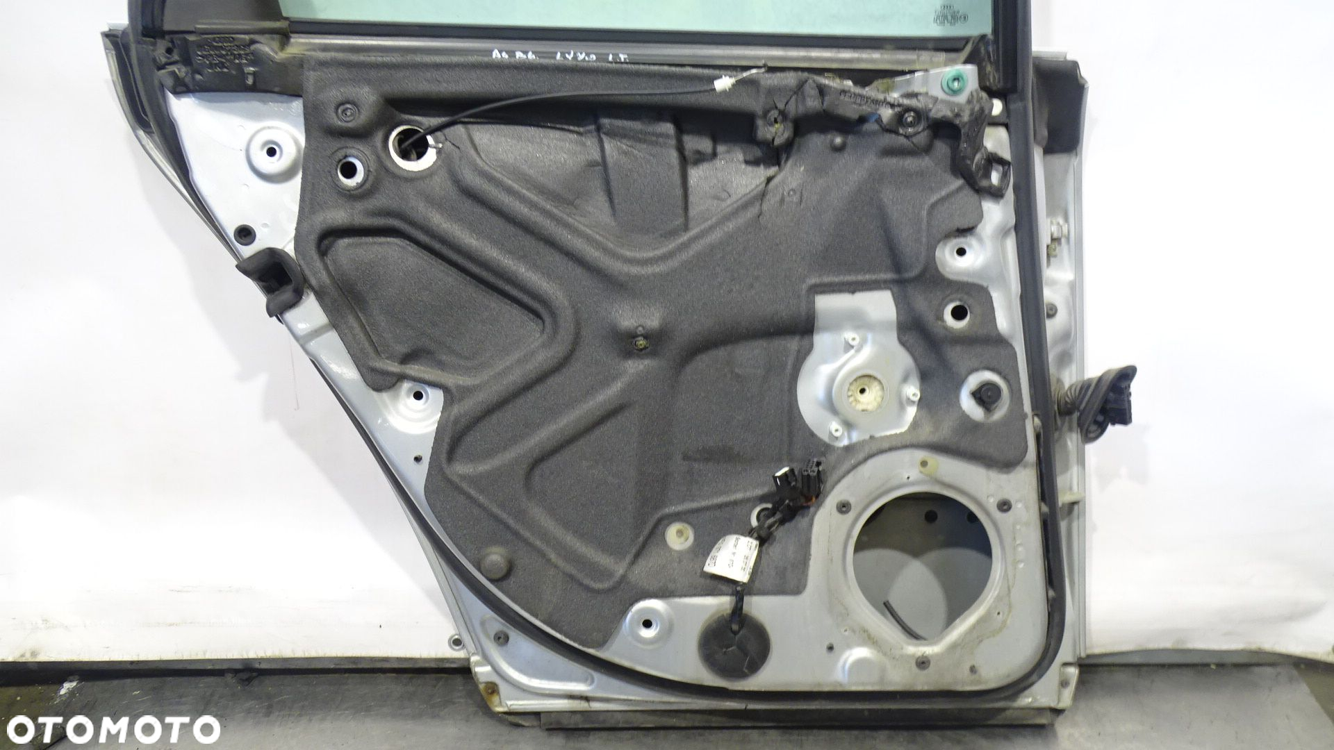 DRZWI LEWY TYŁ AUDI A4 B6 LY7W - 24