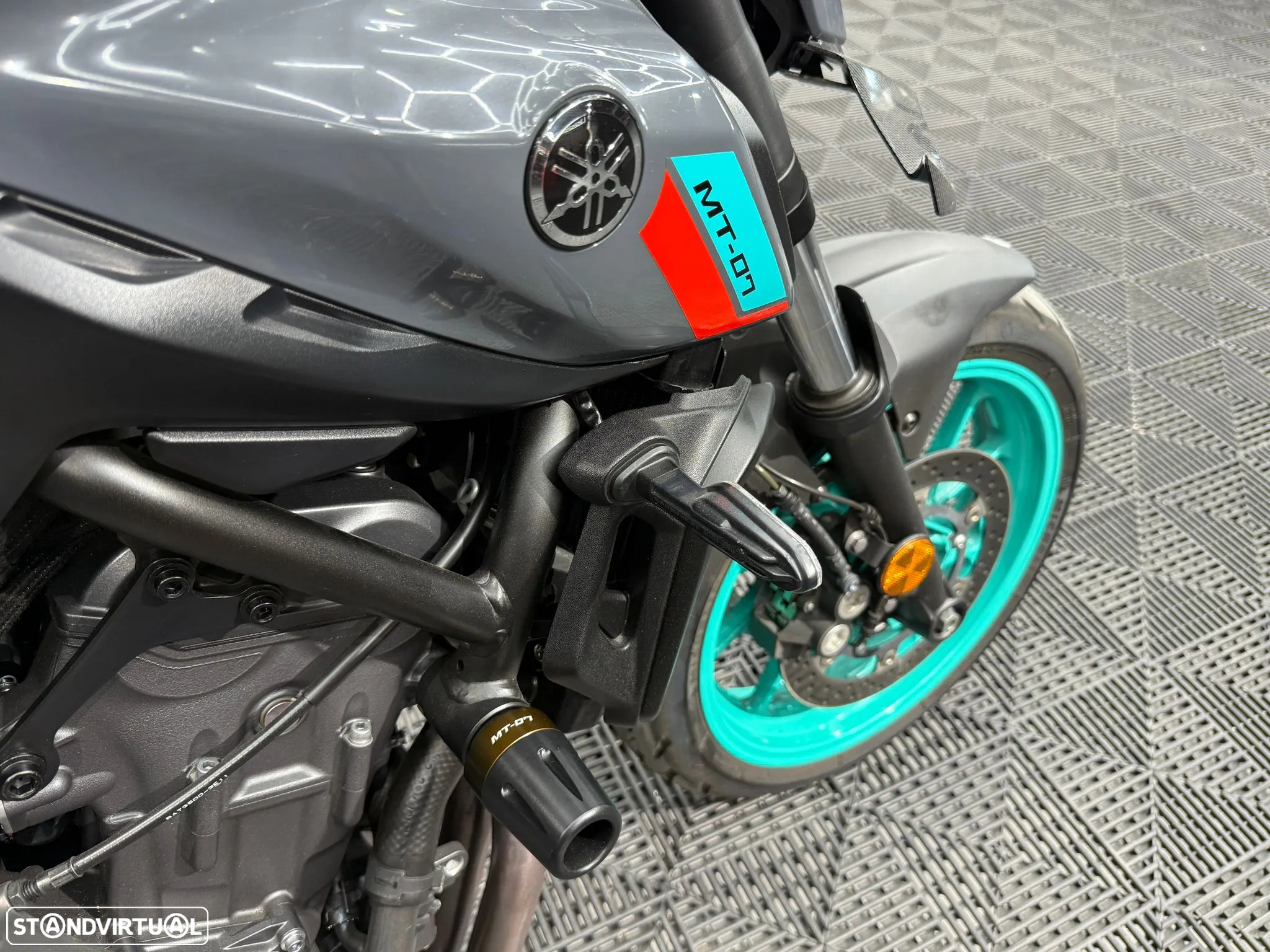 Yamaha MT-07 - 4