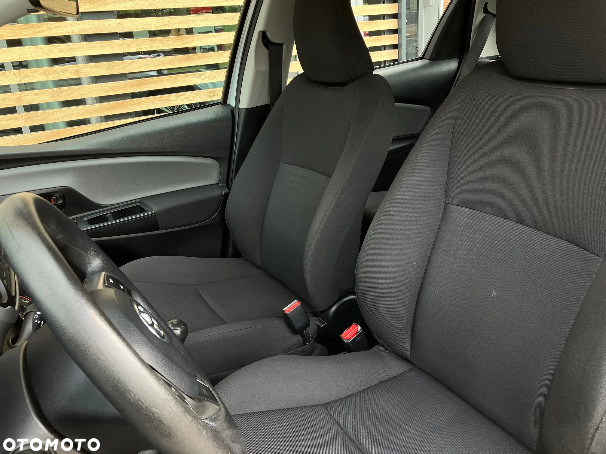 Toyota Yaris 1.5 Active - 22