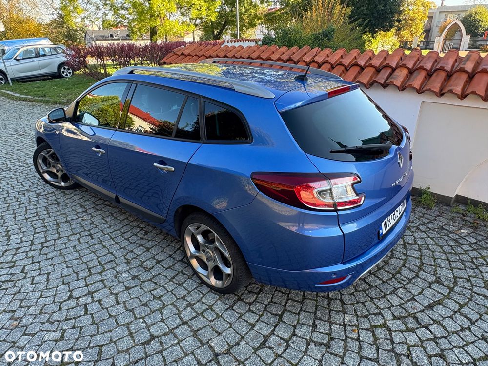 Renault Megane TCe 180 GT - 32
