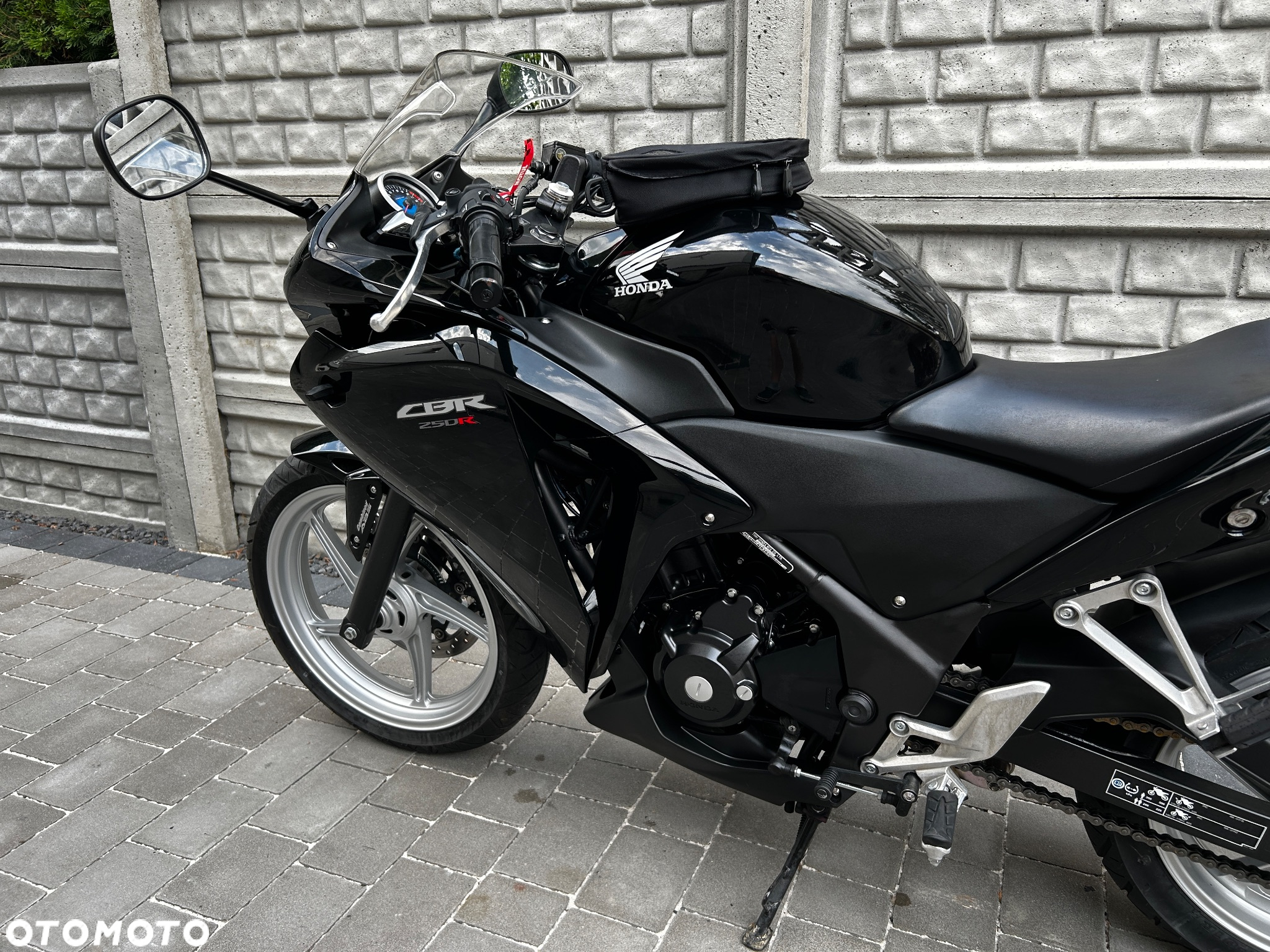 Honda CBR - 17