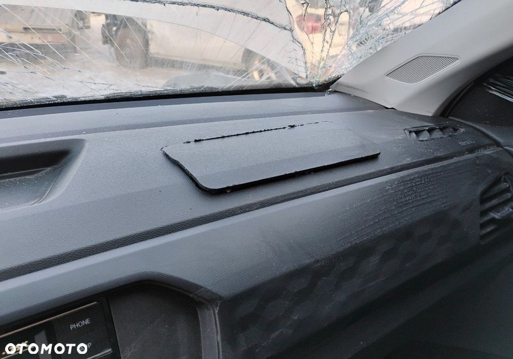 Volkswagen T-Cross - 16