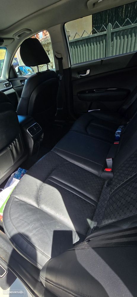 Kia Optima SW 2.0 CVVT PHEV - 9