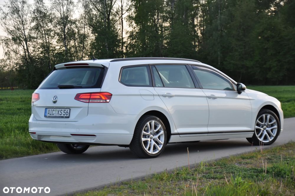Volkswagen Passat 2.0 TDI SCR Comfortline - 6