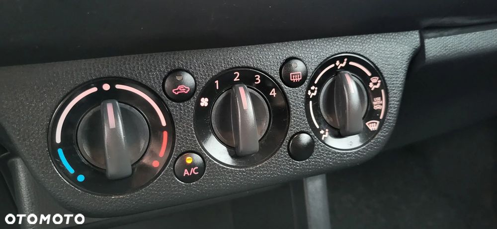 Suzuki Swift 1.3 Club - 18