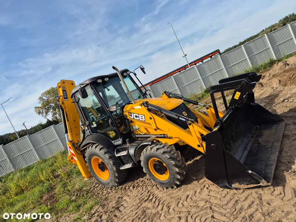 JCB 3Cx - 8