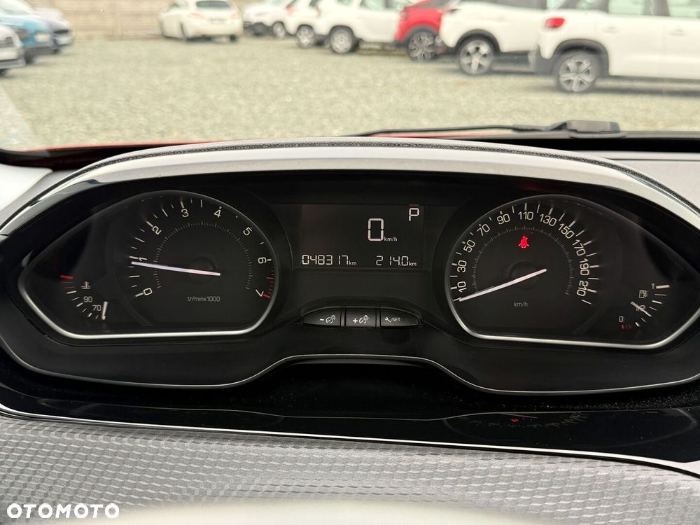 Peugeot 2008 1.2 Pure Tech Active S&S EAT6 - 15