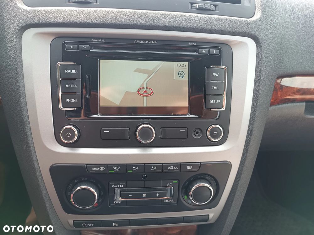 Skoda Octavia 2.0 TDI DPF Elegance - 15