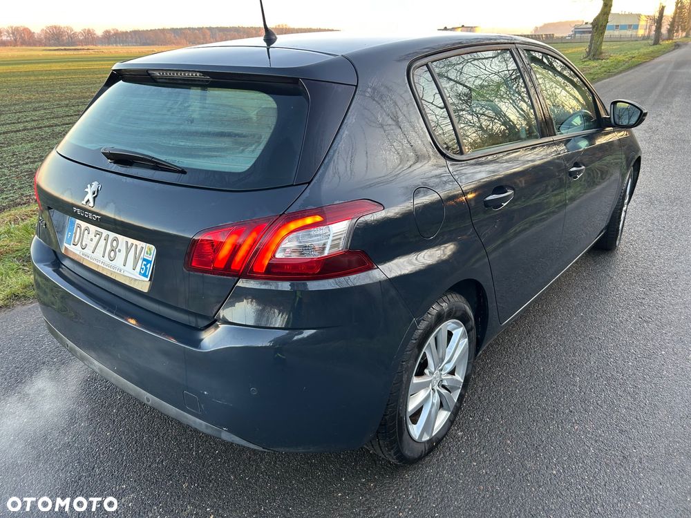 Peugeot 308 - 3