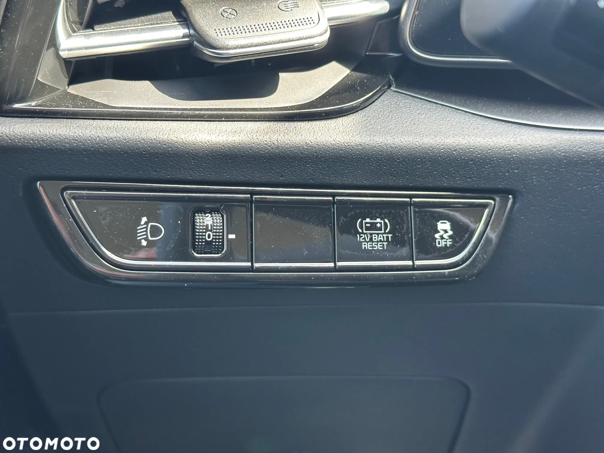 Kia Niro 1.6 GDI Hybrid M - 31