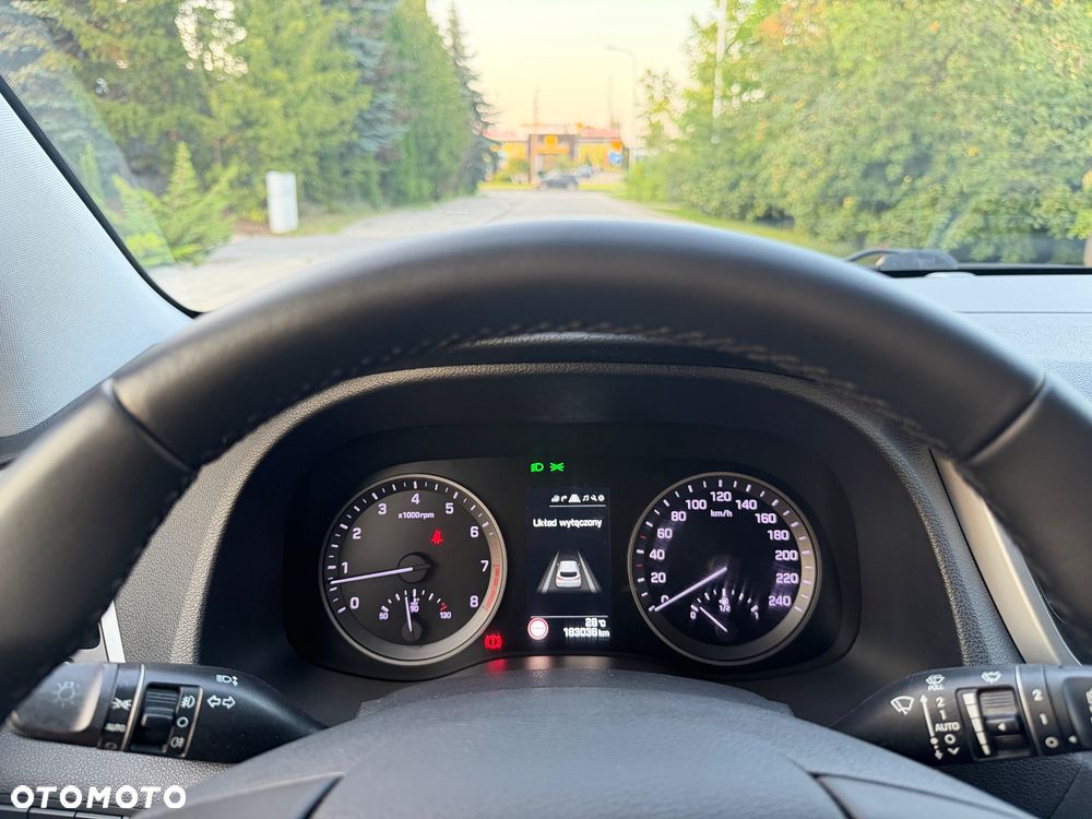 Hyundai Tucson 1.6 GDI BlueDrive Design 2WD - 23