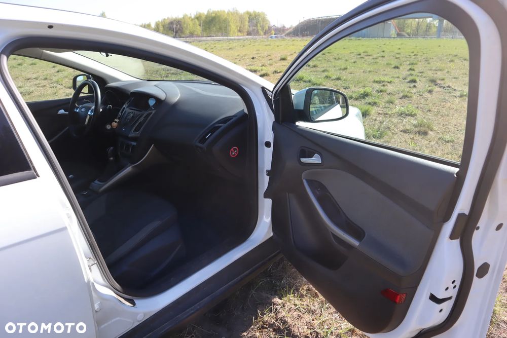 Ford Focus - 13