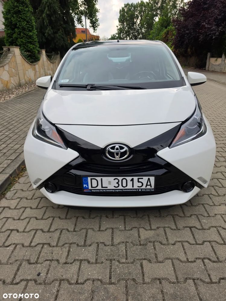 Toyota Aygo x-play - 2