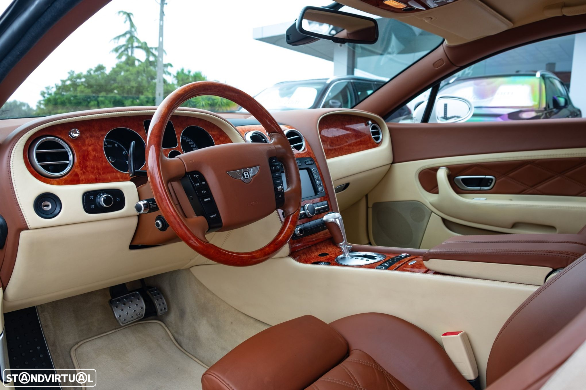 Bentley Continental GT - 22