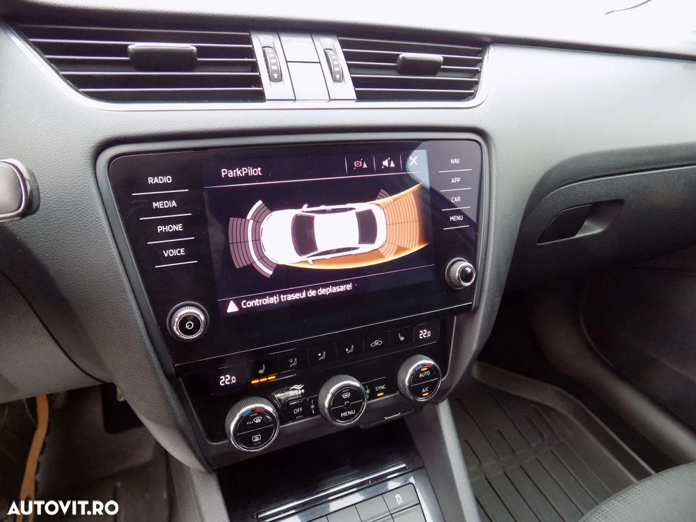 Skoda Octavia 2.0 TDI DSG 4X4 Style - 17