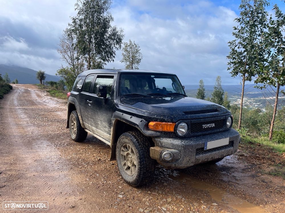 Toyota FJ Cruiser - 4