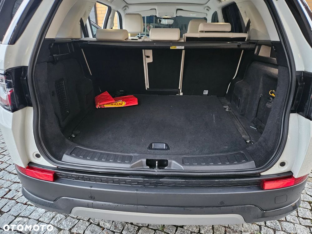 Land Rover Discovery Sport 2.0 D180 SE - 23