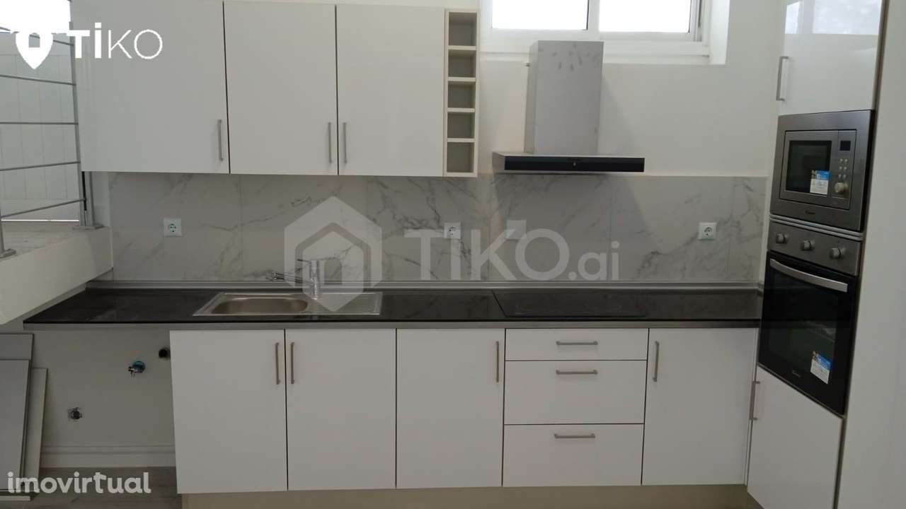 Loja transformada em habitação T4 - rendimento - Grande imagem: 4/22