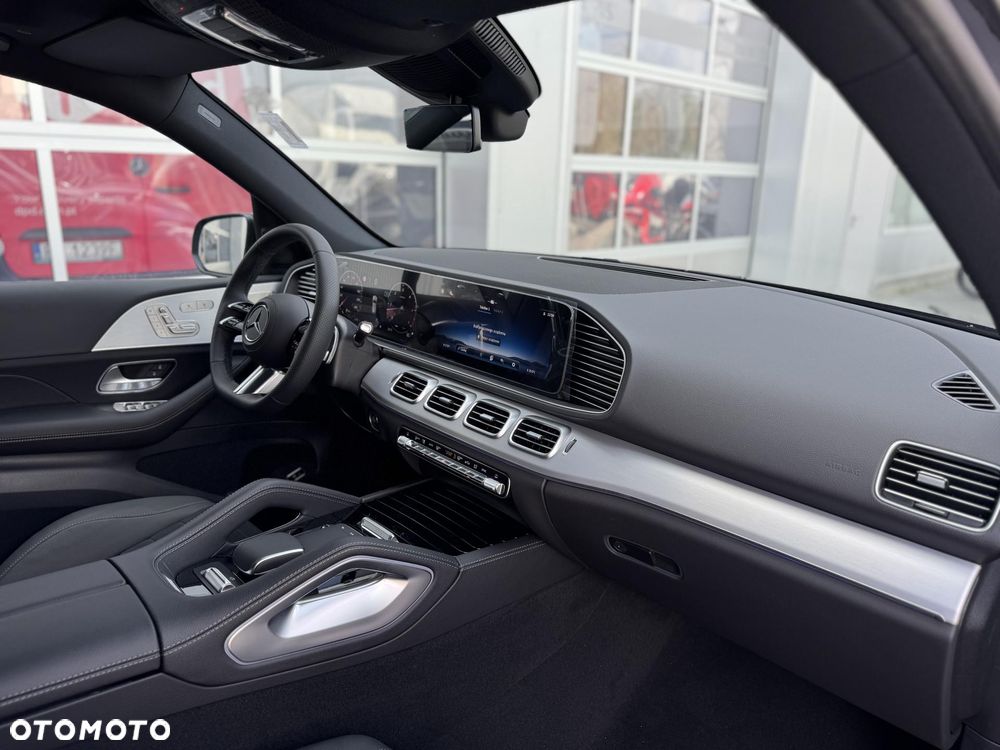 Mercedes-Benz GLE 300 d 4Matic 9G-TRONIC AMG Line Advanced Plus - 18
