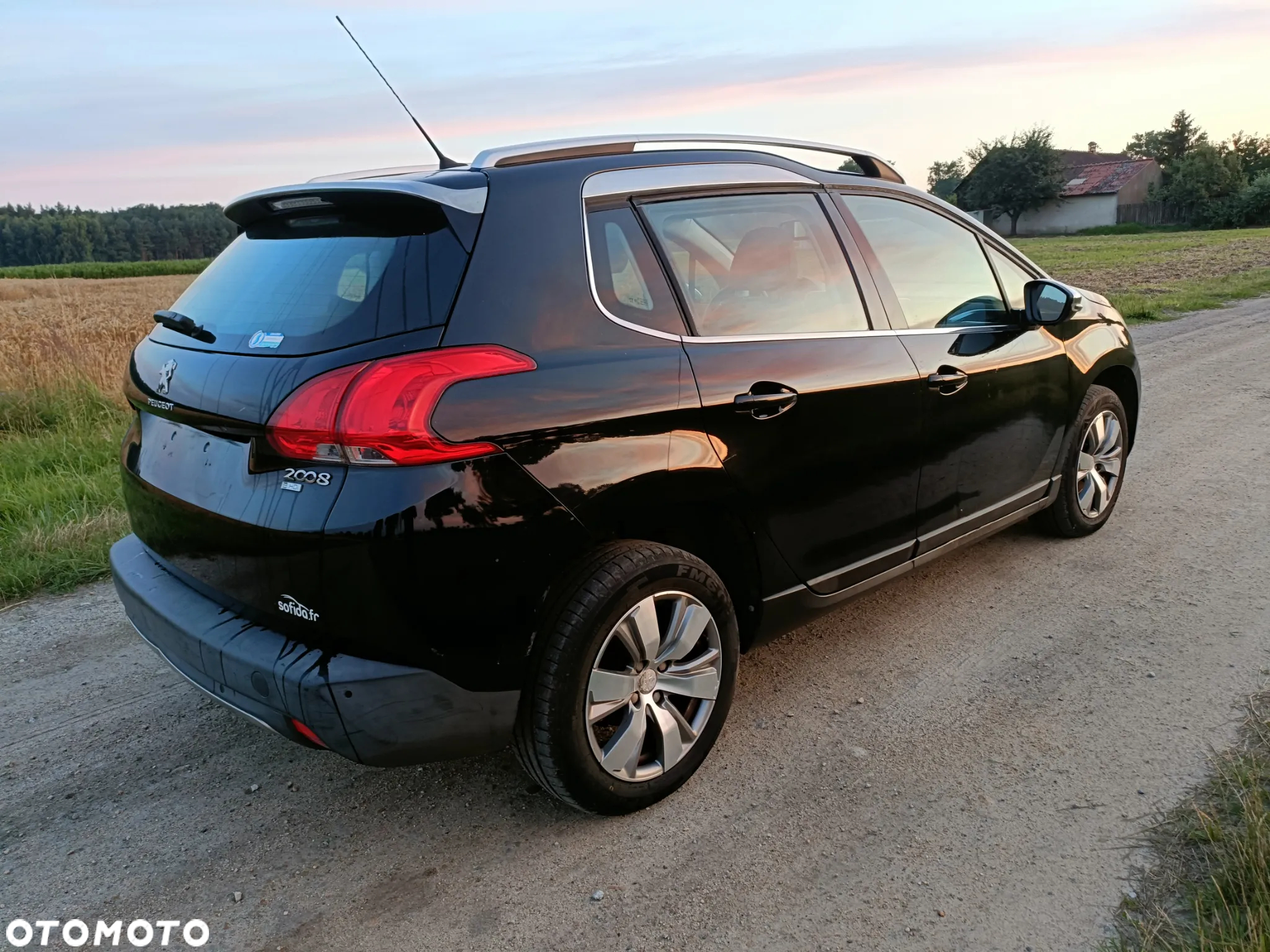 Peugeot 2008 - 7