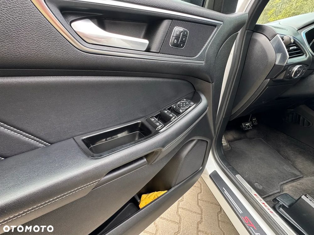 Ford Edge 2.0 TDCi Bi-Turbo 4x4 ST-LINE - 8