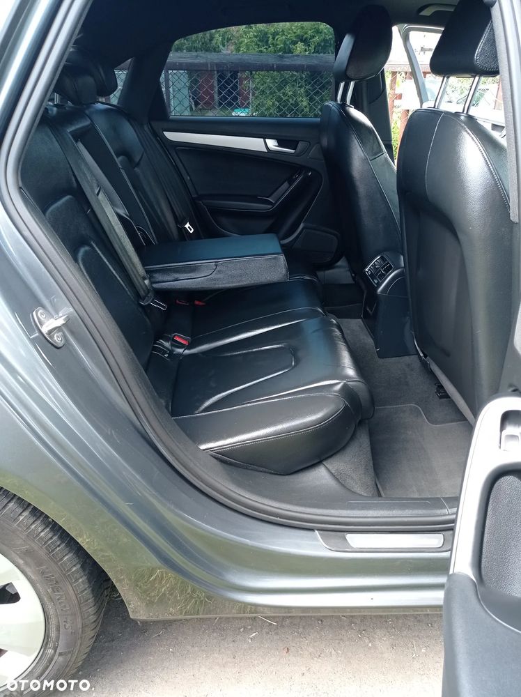 Audi A4 Limousine 2.0 TDI DPF clean diesel multitronic S line Sportpaket - 26