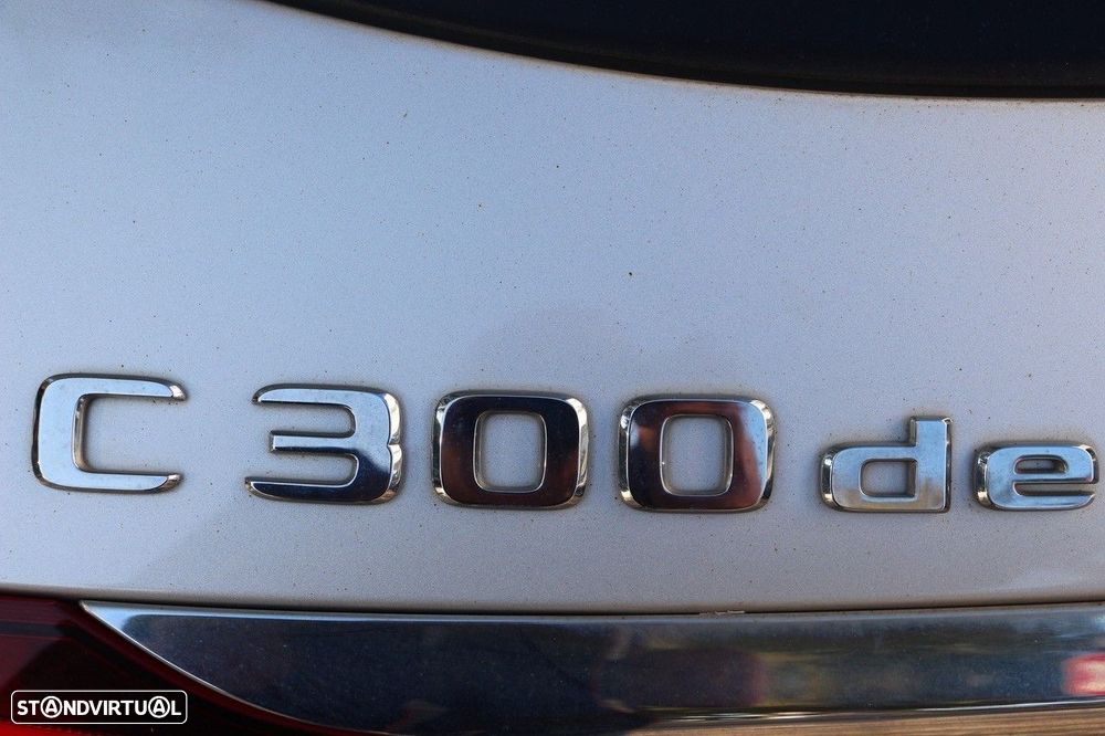 Mercedes-Benz C 300 de AMG Line - 10