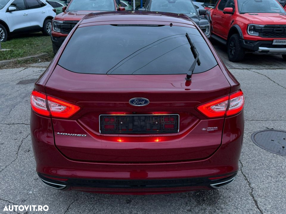 Ford Mondeo 2.0 TDCi Powershift Titanium - 9