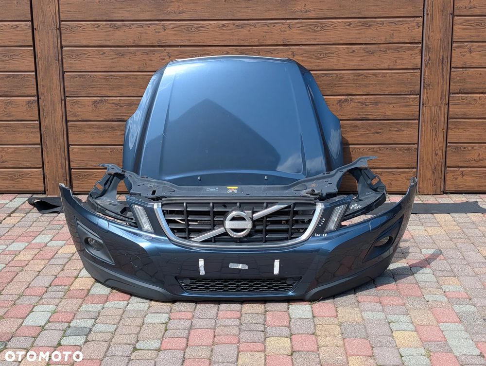 ZDERZAK PAS PRZEDNI MASKA PRZÓD VOLVO XC60 I 2.4 TD  466-46 - 1