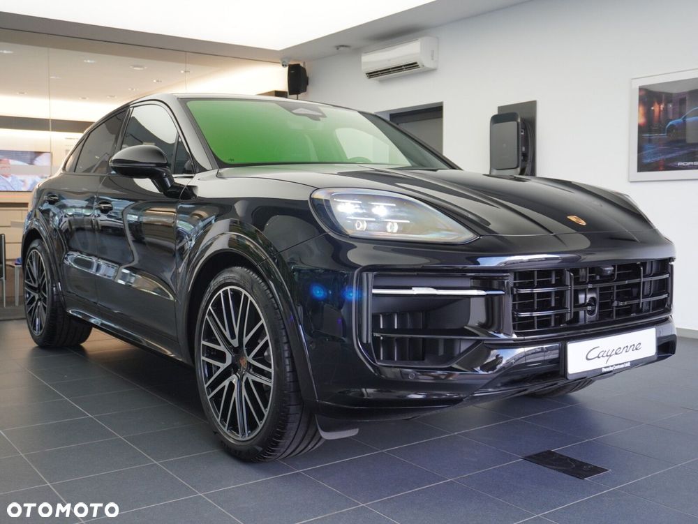 Porsche Cayenne GTS - 7