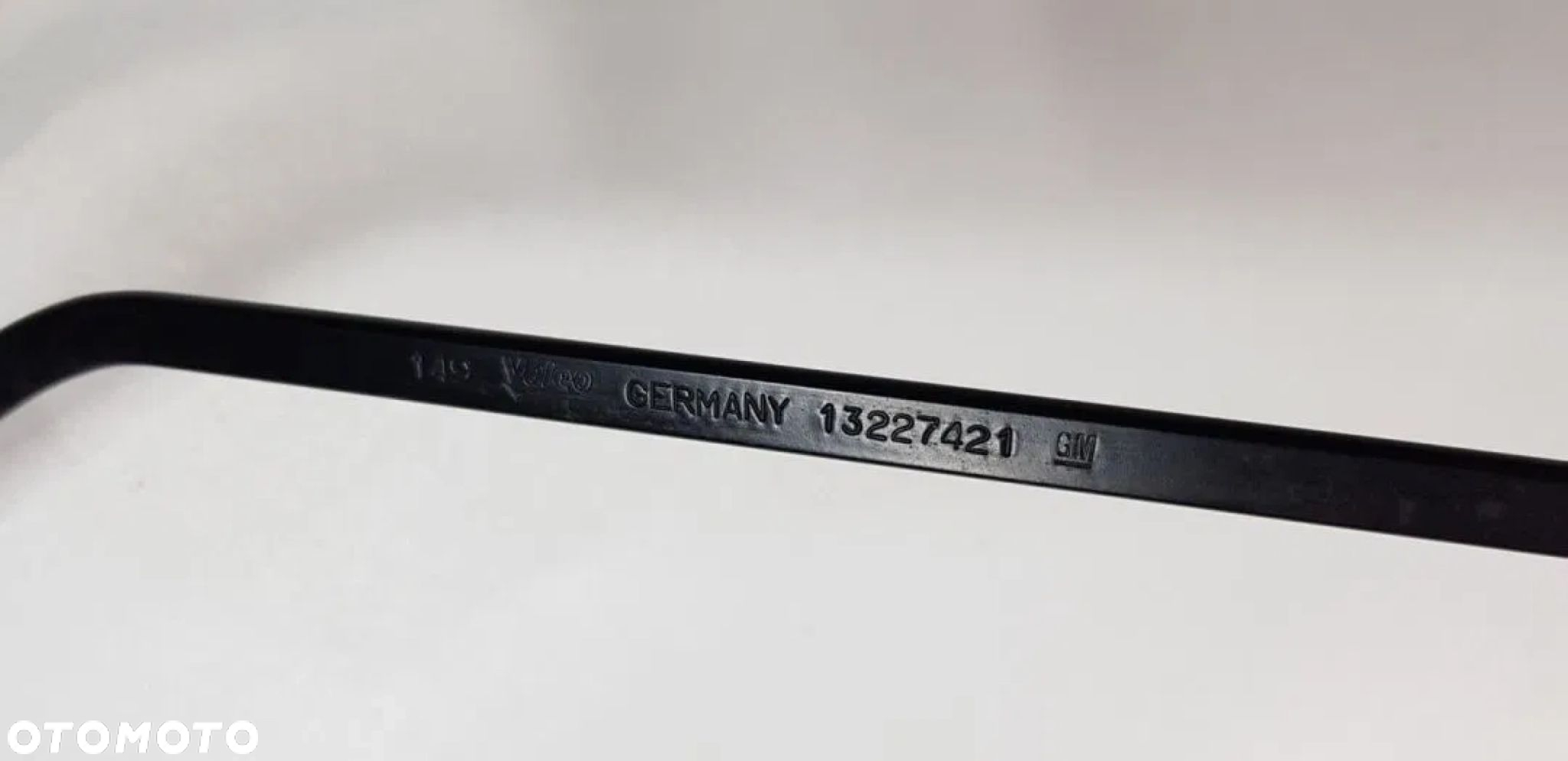 RAMIĘ PIÓRO WYCIERACZKI KLAPY TYŁ INSIGNIA A HB - 4