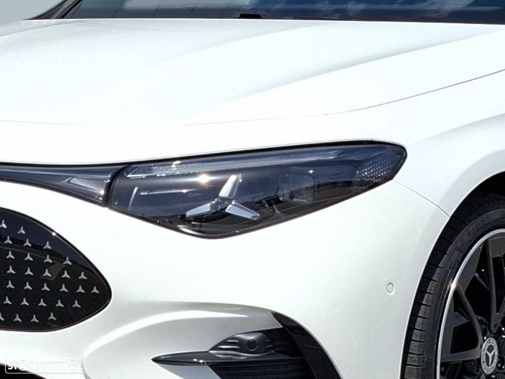 Mercedes-Benz CLA 250+ EQ - 3