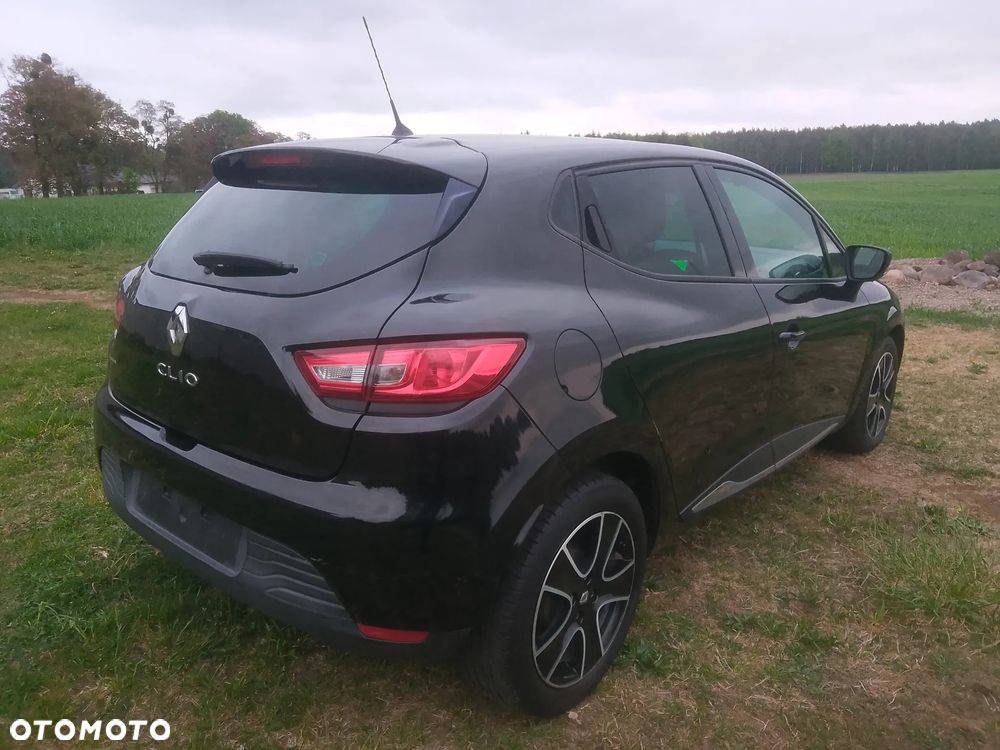 Renault Clio 1.2 16V Life Euro6 - 3