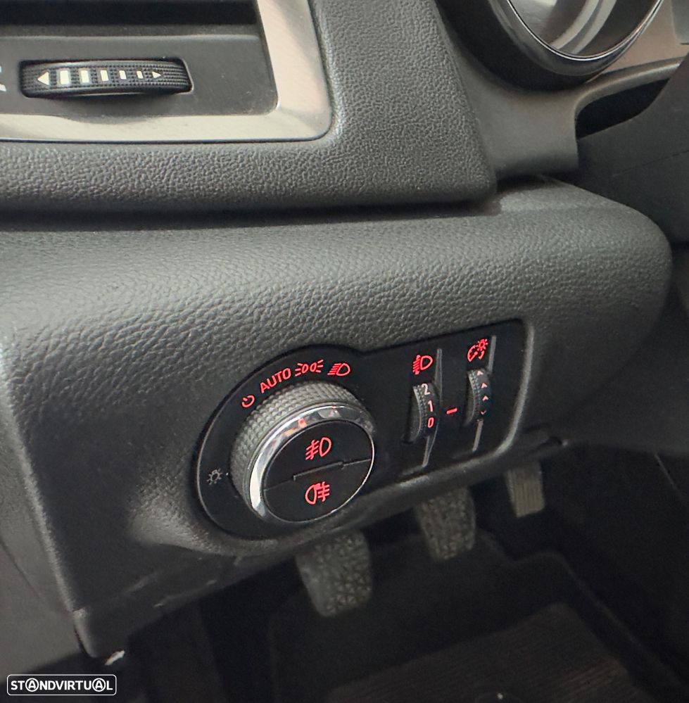 Opel Astra 1.3 CDTi Cosmo - 6