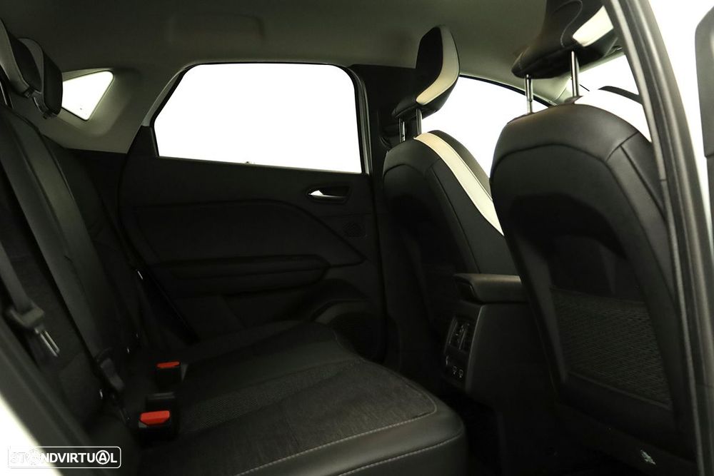 Renault Captur 1.0 TCe Techno Bi-Fuel - 23