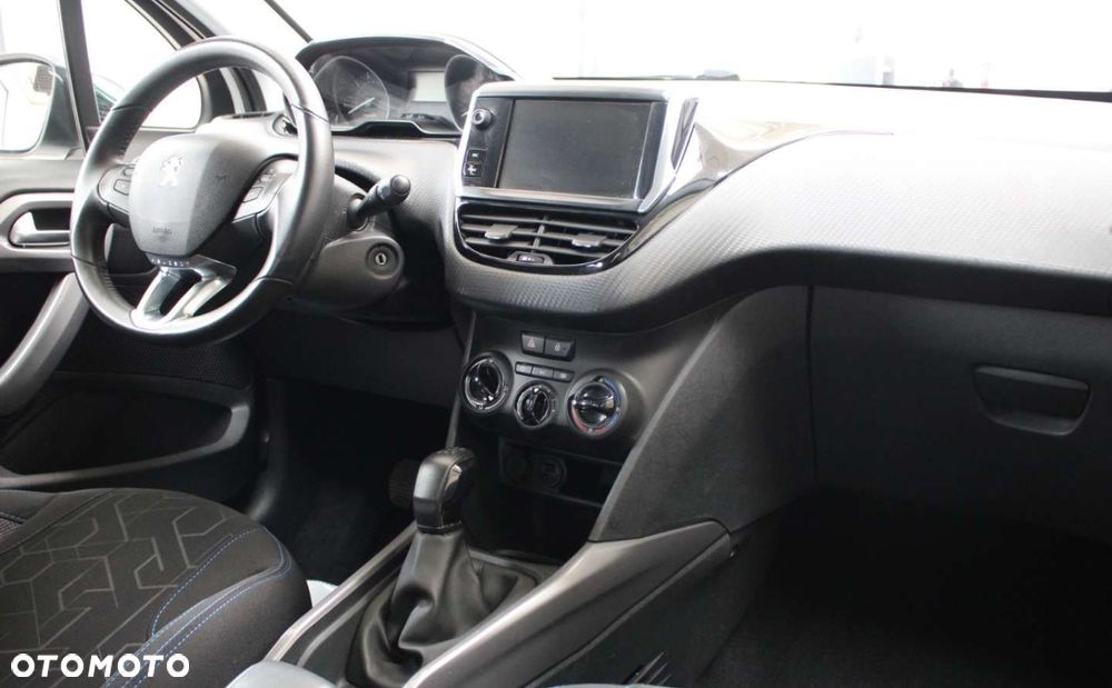 Peugeot 2008 - 14